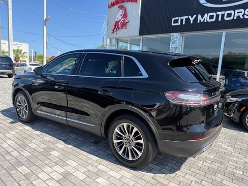 Used 2019 Lincoln Nautilus Select AWD/4WD image 5