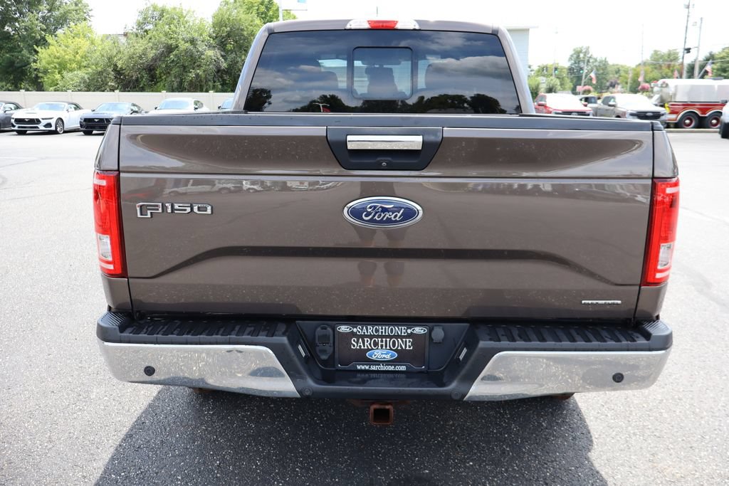 Used 2016 Ford F150 XLT w/ Equipment Group 302A Luxury AWD/4WD image 16
