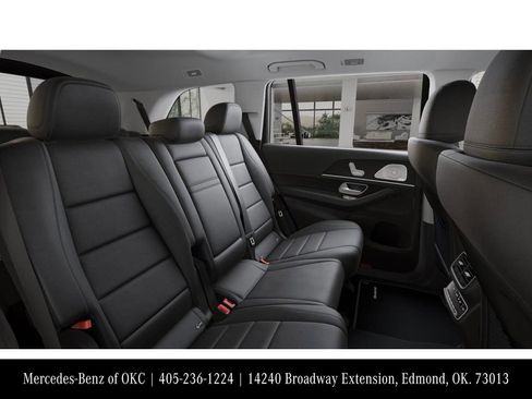 New 2026 Mercedes-Benz GLS 450 4MATIC image 5