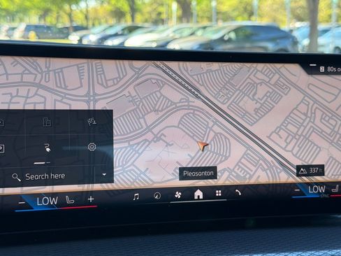 Certified 2025 BMW i4 eDrive40 image 24