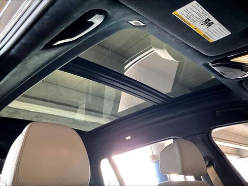 Used 2019 BMW X7 xDrive40i w/ Dynamic Handling Package image 13