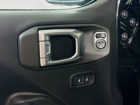 Used 2023 Jeep Wrangler Unlimited Sport AWD/4WD image 23