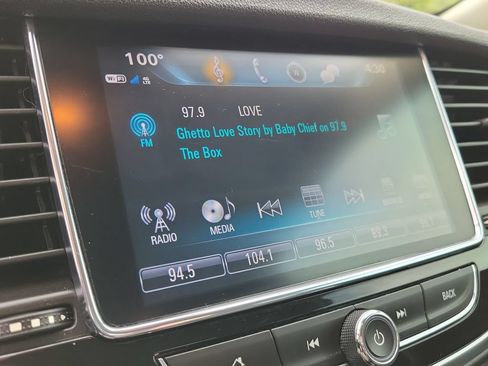 Used 2019 Buick Encore Essence w/ Safety Package II FWD image 25