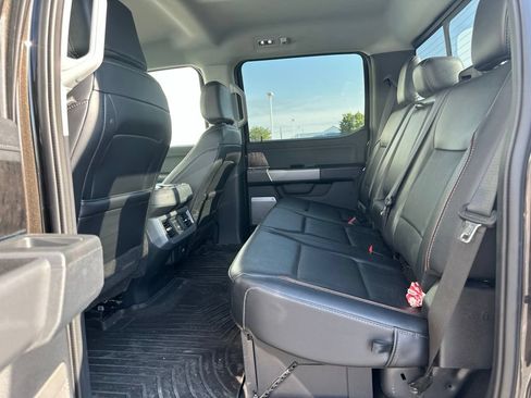 Used 2024 Ford F250 Lariat w/ Sport Appearance Package AWD/4WD image 18