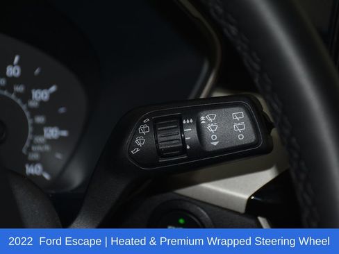 Used 2022 Ford Escape SE w/ SE Sport Appearance Package image 12