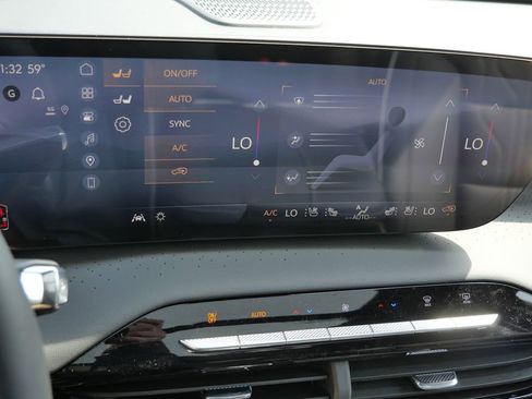 New 2026 Buick Enclave Avenir w/ Super Cruise Package AWD/4WD image 49