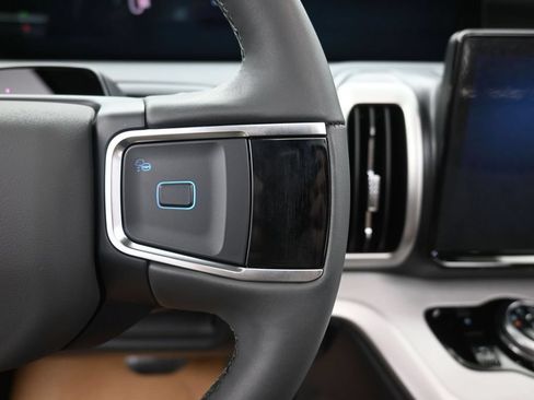New 2026 Ford Expedition Active RWD image 19