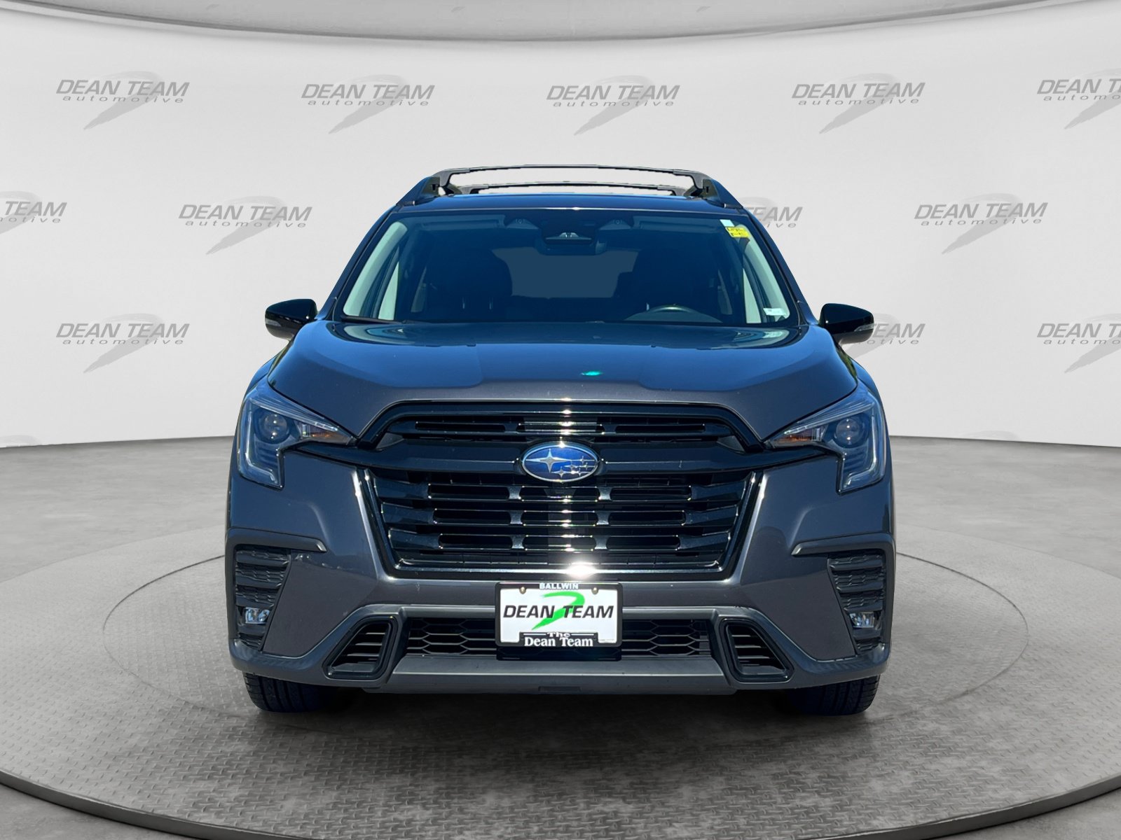 Used 2023 Subaru Ascent Onyx Edition AWD/4WD image 2