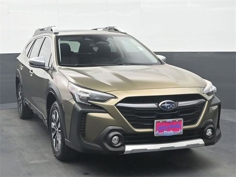 Used 2023 Subaru Outback Touring XT image 2