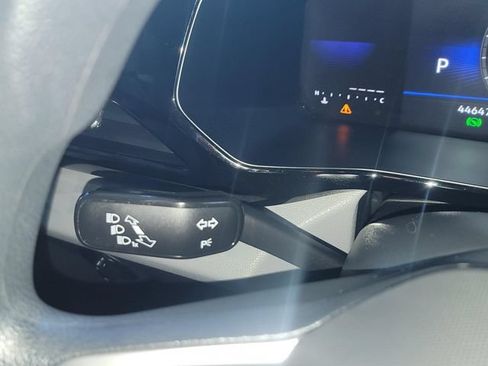 Used 2022 Volkswagen Taos S FWD image 17