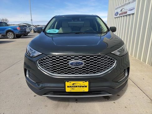Used 2024 Ford Edge SEL w/ Convenience Package AWD/4WD image 3