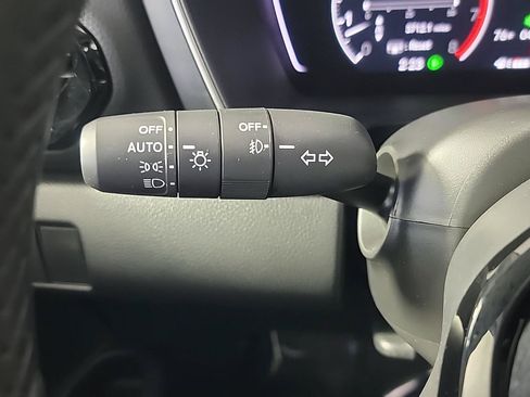Certified 2025 Honda Pilot Touring image 29