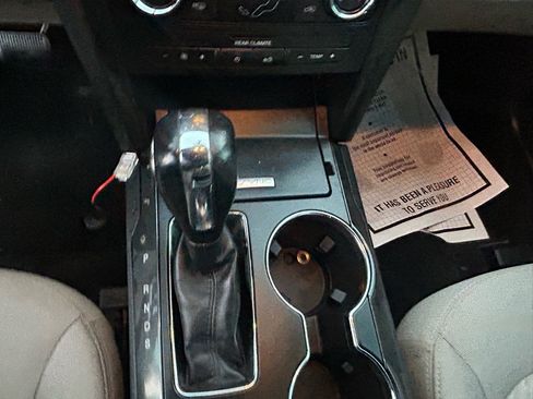 Used 2018 Ford Explorer 4WD image 13