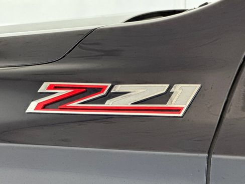 Certified 2023 Chevrolet Suburban Z71 w/ Off-Road Capability Package AWD/4WD image 15