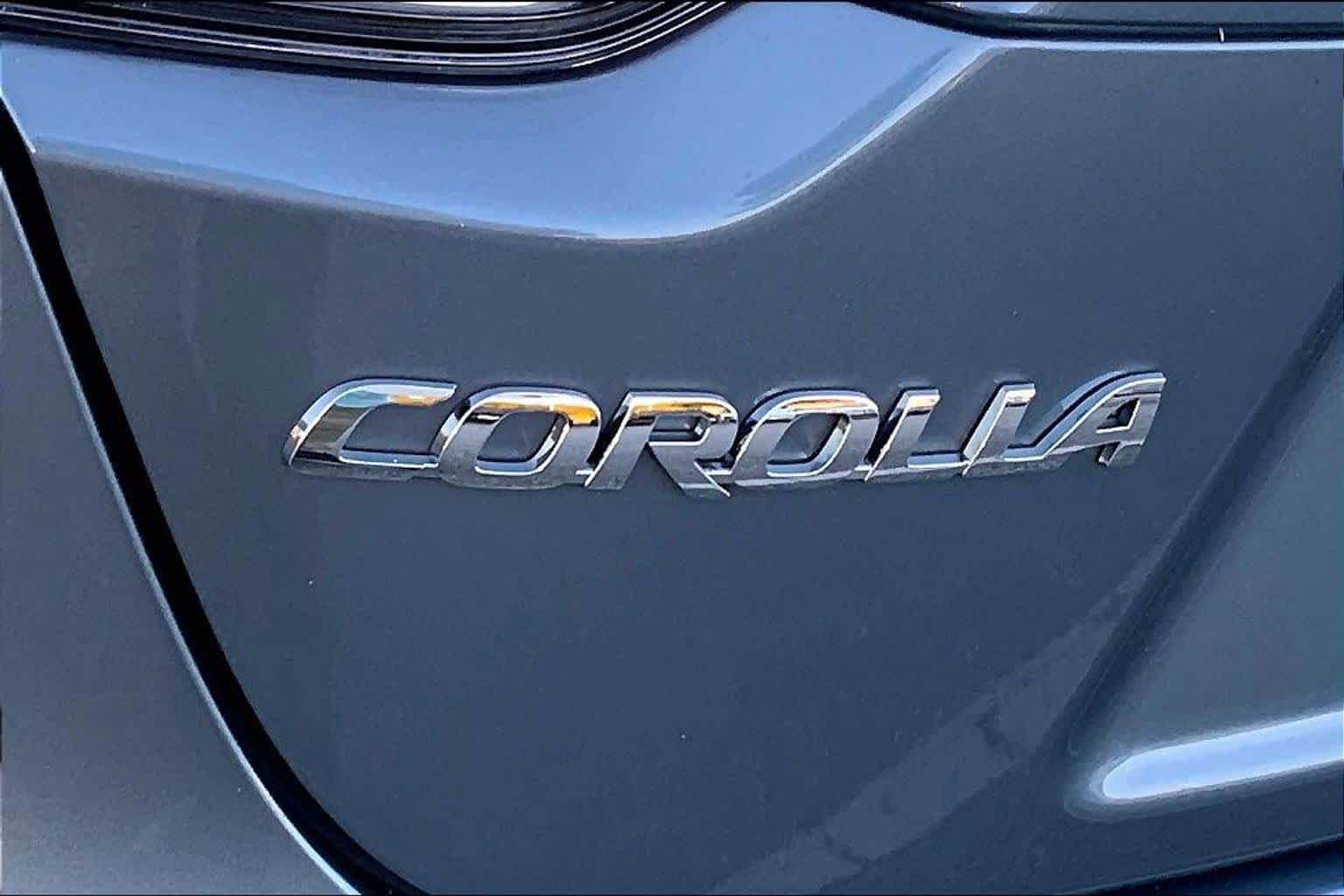 Used 2026 Toyota Corolla SE FWD image 28