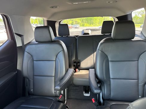 Used 2019 Chevrolet Traverse LT AWD/4WD image 29