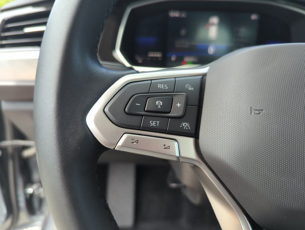 Used 2022 Volkswagen Jetta SE FWD image 41
