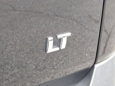 Used 2023 Chevrolet Traverse LT w/ LPO, 'HIT The Road' Package AWD/4WD image 30
