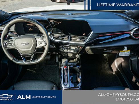 New 2026 Chevrolet Trax RS w/ Sunroof Package image 24