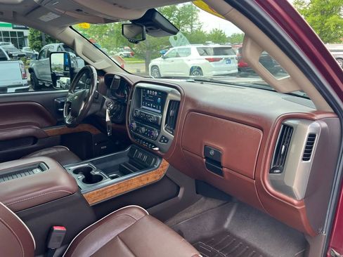 Used 2016 Chevrolet Silverado 2500 High Country w/ Duramax Plus Package AWD/4WD image 25