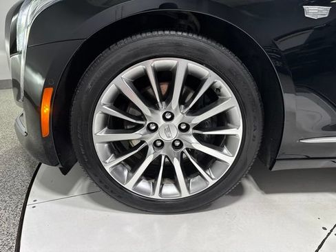 Used 2018 Cadillac CT6 Luxury AWD/4WD image 10