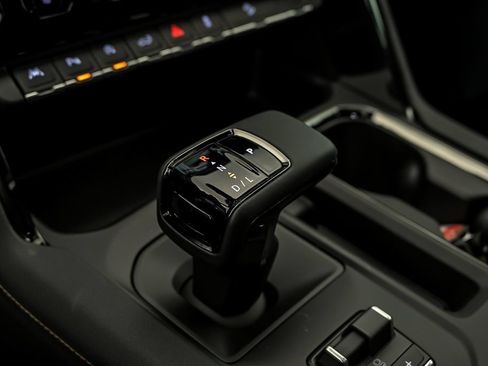New 2026 GMC Sierra 1500 AT4 w/ AT4 Premium Package AWD/4WD image 18