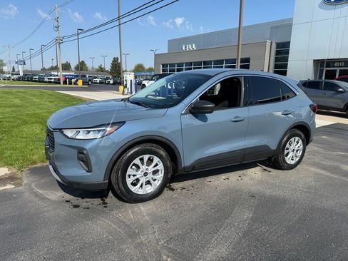 Certified 2023 Ford Escape Active FWD image 4