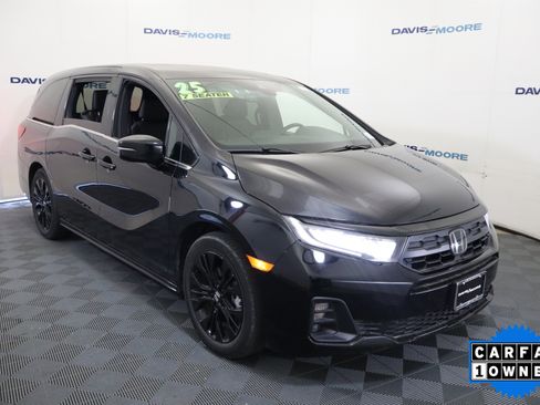 Used 2025 Honda Odyssey Sport-L image 3