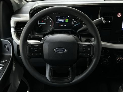 Used 2025 Ford F250 XLT w/ FX4 Off-Road Package AWD/4WD image 13