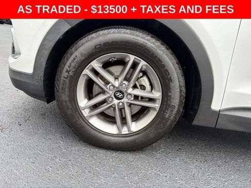 Used 2017 Hyundai Santa Fe Sport w/ 2.4L Tech Package 04 FWD image 9
