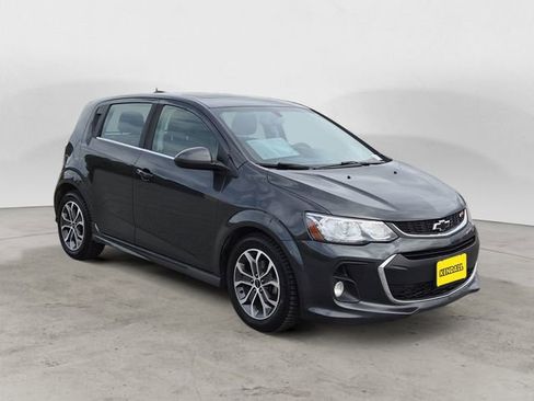 Used 2018 Chevrolet Sonic LT w/ True North Edition FWD image 7