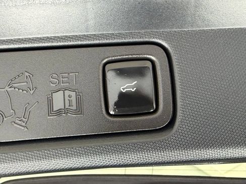 Certified 2023 Ford Mustang Mach-E Premium AWD/4WD image 5