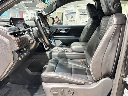 Used 2025 GMC Sierra EV Denali image 19