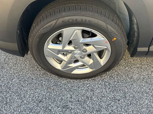 New 2026 Hyundai Kona SE image 11