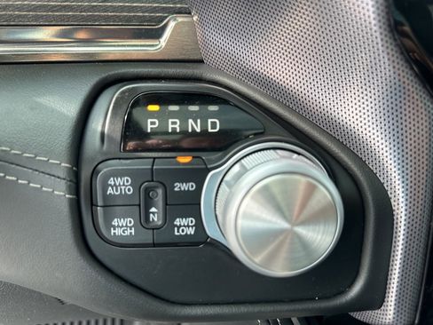Used 2019 RAM 1500 Limited image 38