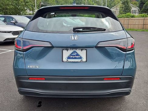 Certified 2024 Honda HR-V LX image 5