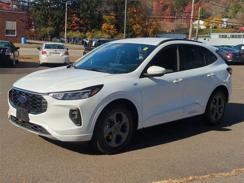 Used 2023 Ford Escape ST-Line Select w/ Tech Pack #2 image 8