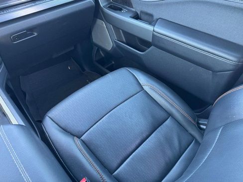 Used 2025 Ford F250 Lariat w/ Chrome Package image 15