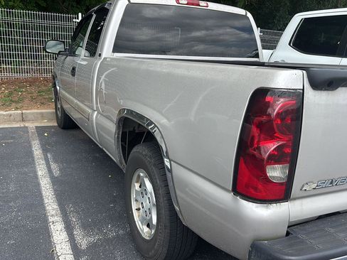 Used 2004 Chevrolet Silverado 1500 LT w/ Light Duty Power Package RWD image 17