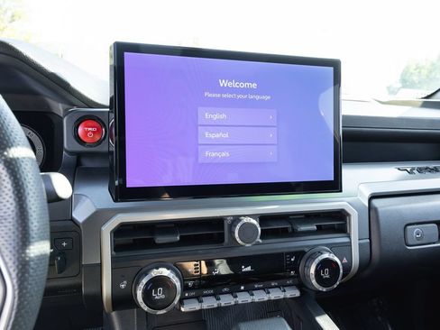 Certified 2024 Toyota Tacoma TRD Off-Road w/ TRD Off Road Premium Package AWD/4WD image 17
