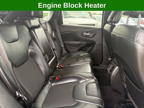 Used 2020 Jeep Cherokee Latitude Plus AWD/4WD image 41