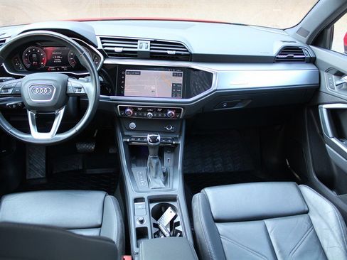 Used 2020 Audi Q3 2.0T Prestige w/ Prestige Package image 24