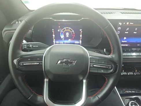 Used 2023 Chevrolet Colorado Z71 w/ Z71 Convenience Package 2 image 6