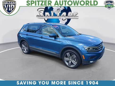Used 2019 Volkswagen Tiguan SEL Premium w/ 3rd Row Seat Package AWD/4WD image 2