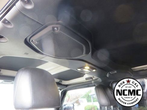 Used 2021 Jeep Wrangler Unlimited Rubicon AWD/4WD image 47
