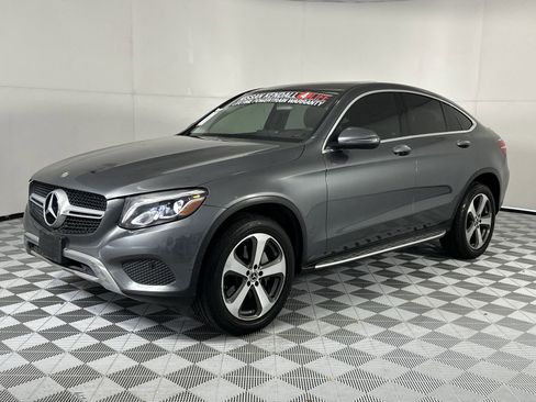 Used 2017 Mercedes-Benz GLC 300 4MATIC Coupe w/ Premium 2 Package image 4