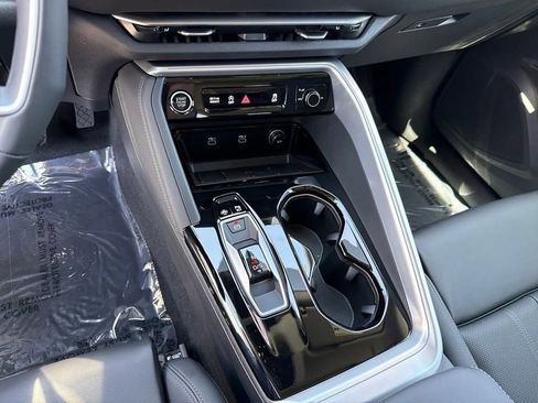 Certified 2025 Audi Q5 Premium Plus w/ Premium Plus image 18