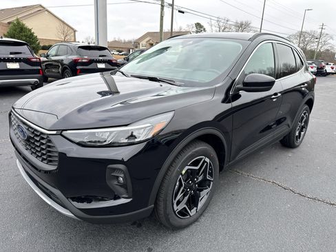 New 2026 Ford Escape Platinum image 4