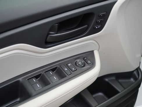 New 2026 Honda Odyssey EX-L image 14