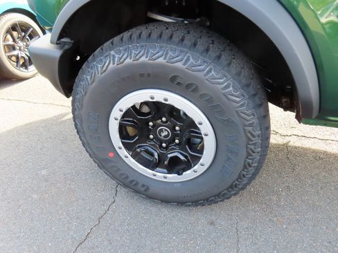 New 2025 Ford Bronco 4-Door w/ Sasquatch Package image 8